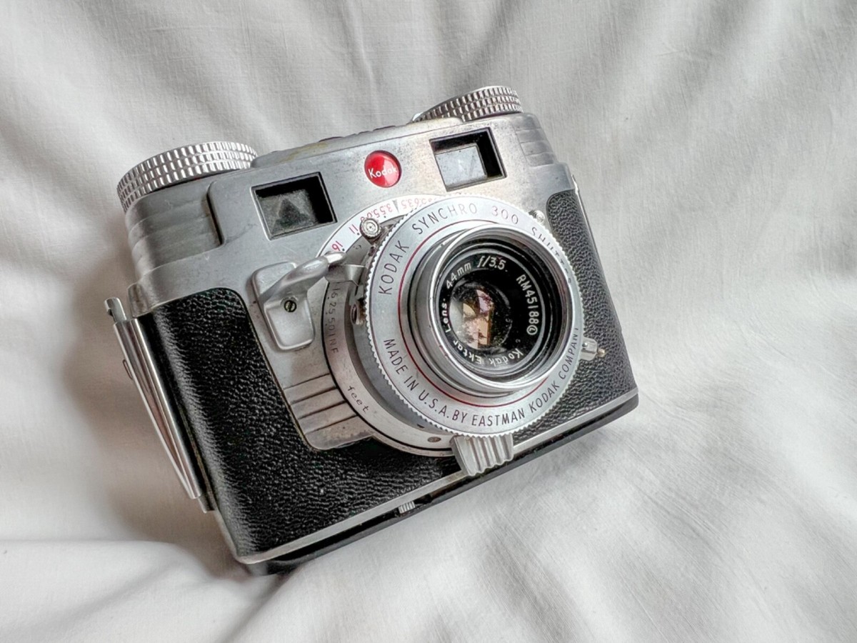 KODAK Signet 35 コダック Kodak Signet 35 - Camera-wiki.org - The free camera encyclopedia