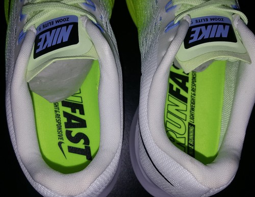NIKE AIR ZOOM ELITE 9 WOMENS RUNNING SHOES WHITE VOLT NEW 863770-701 (SIZE 6) - Picture 13 of 14
