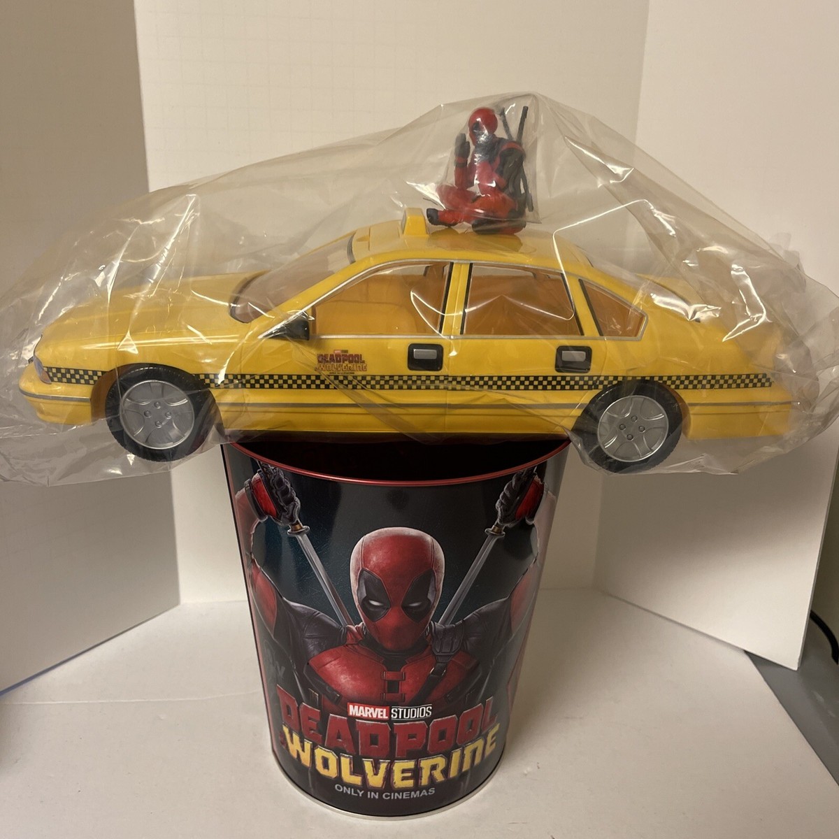 DeadPoolポップコーンバケット デッドプール＆ウルヴァリン』のポップコーンバケツ、なんか思っ