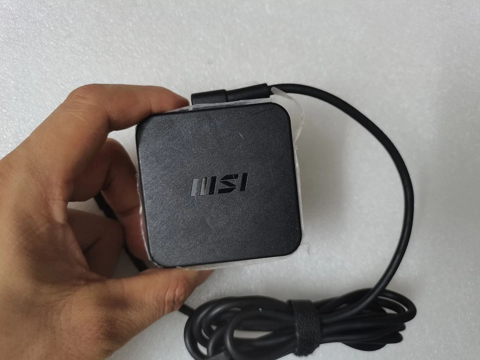 Cargador de alimentación USB-C dispositivo para juegos original MSI Claw A1M-051US Foto 3 de 4