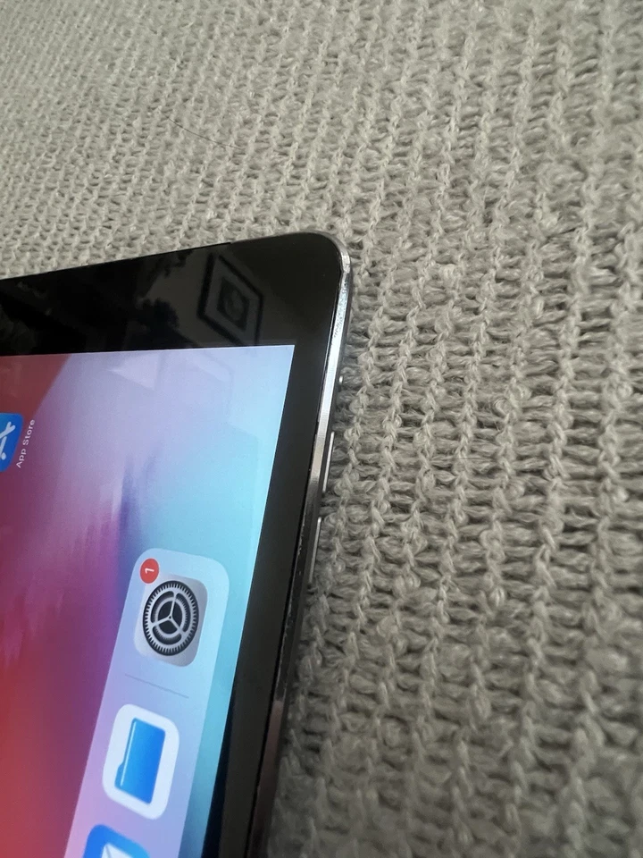 Apple IPAD MINI 2 WIFI CELL AT&T 32GB Space GRAY AT&T MF080LL/A - Image 3 of 4