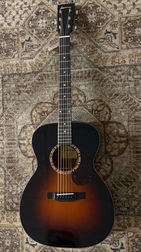 Eastman E2OM-DLX-SB Orchestra Model Acoustic Electric Guitar w/Gig Bag & Setup