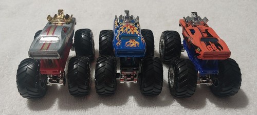 Hot Wheels Monster Jam Trucks Die Cast 1:64 Lot Of 3 Rodger Dodger - Picture 4 of 6