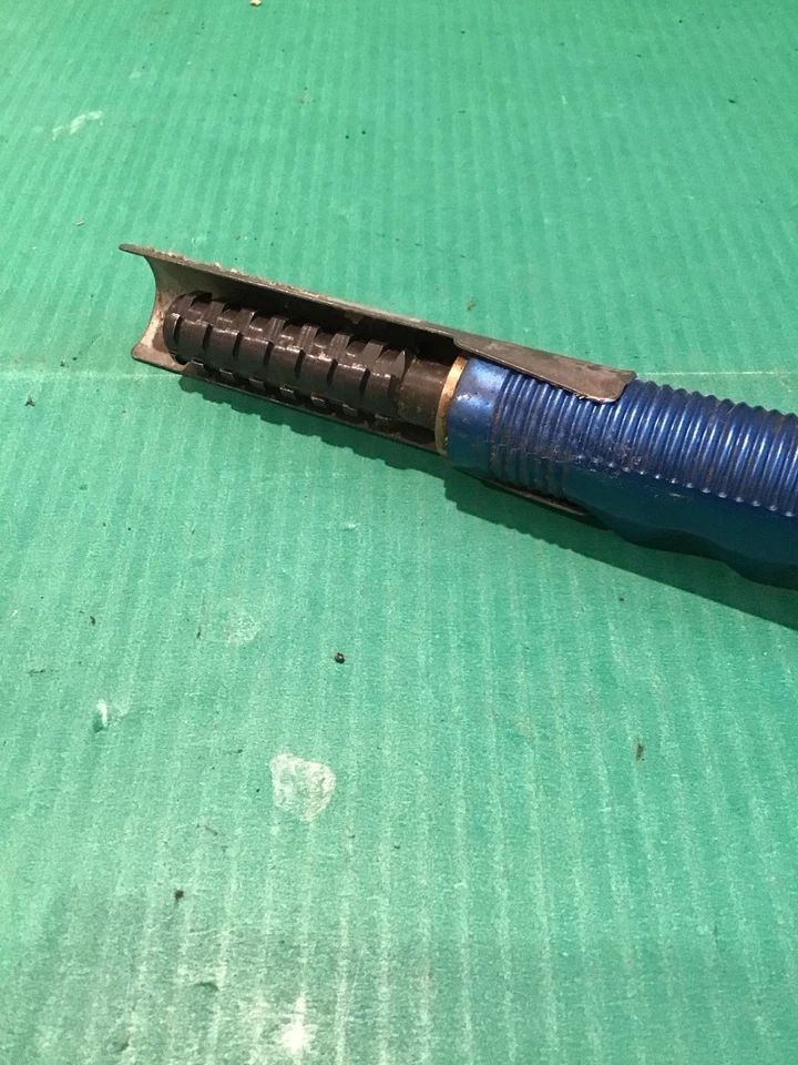 Escalador de peces Bear Paw GFS Power Drive (solo para taladros eléctricos con batería) (A) Foto 2 de 4