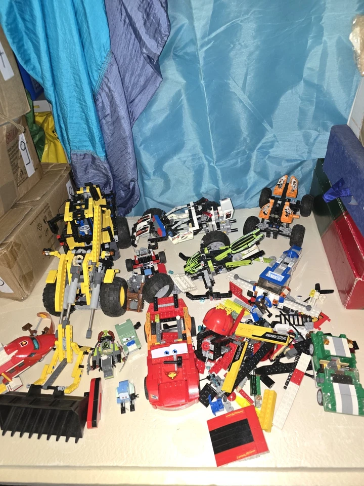 LEGO Technic 8265 Front Loader, foto 1 di 5