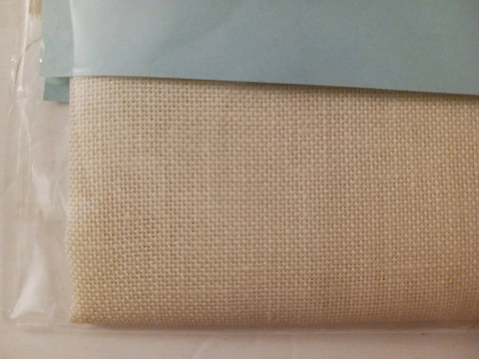 Zweigart Wichelt 100% Belfast Linen Cream Cross Stitch Fabric 18x27" 32 Ct  Germ - Image 4 of 4