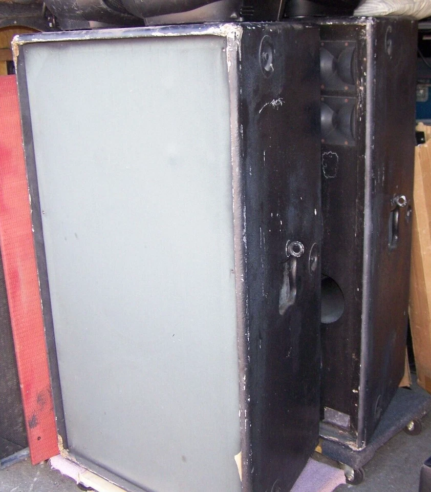 JBL 4873 CONCERT SERIES 3-WAY, 2-15", 1-2", 2-HIGH FREQ. GREAT SOUNDING SPEAKERS - Image 4 of 4