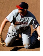 Chris Parmelee Minnesota Twins Autographed Signed 8x10 Photo LOM COA (PH2489)
