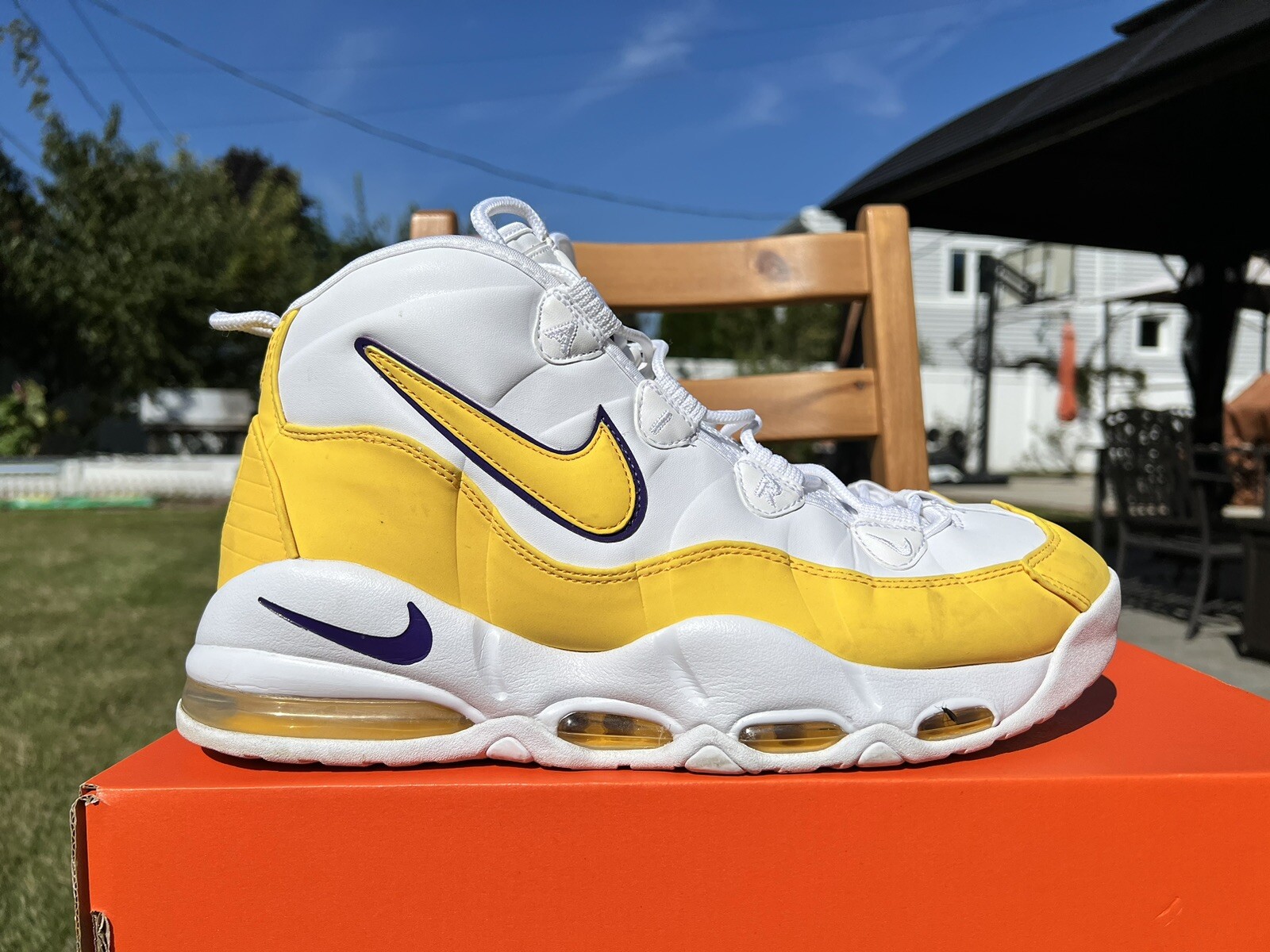 uptempo 95 lakers