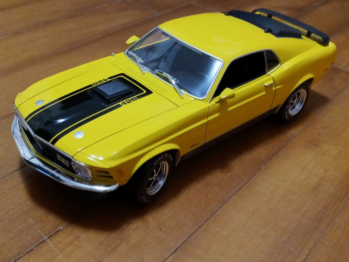 Yellow 1970 Ford Mustang Mach 1 428 Cobra Jet 4 Speed Shaker Hood