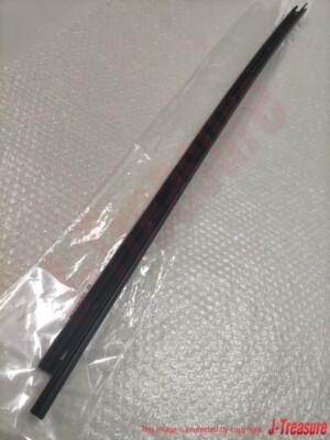 TOYOTA SUPRA JZA80 93-98 Genuine Front Door Glass Weatherstrip