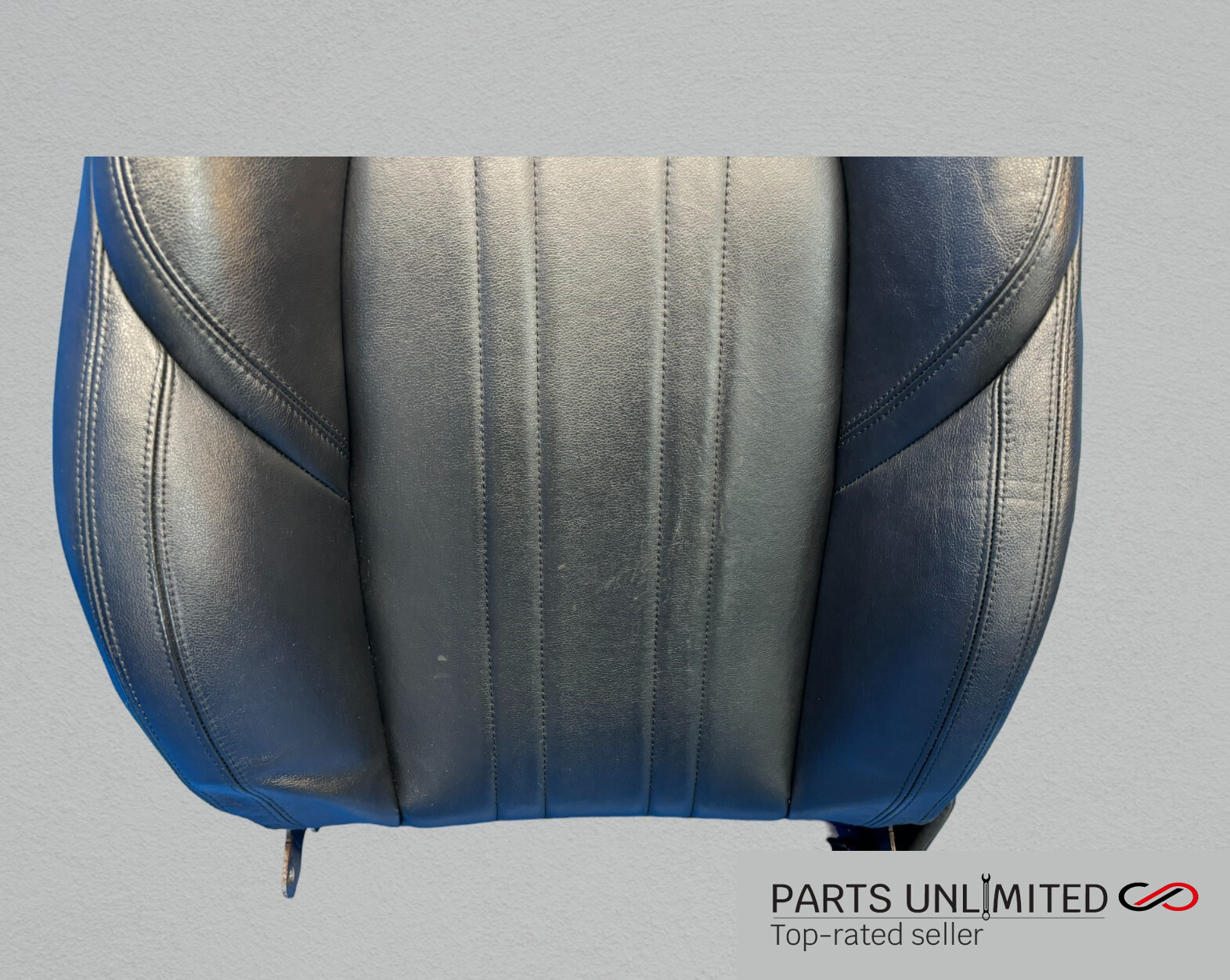 14-17 Maserati Ghibli M157 OEM Front Right Passenger seat back lean & headrest