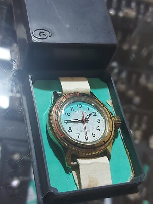 New Old Stock VOSTOK 17 Jewels Cal.2409 Snowflake Waterproof Watch