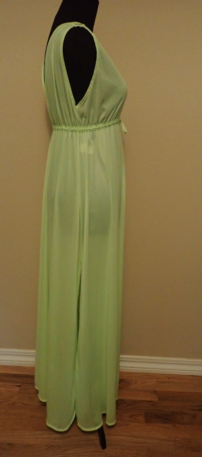 Picture 4 of 6