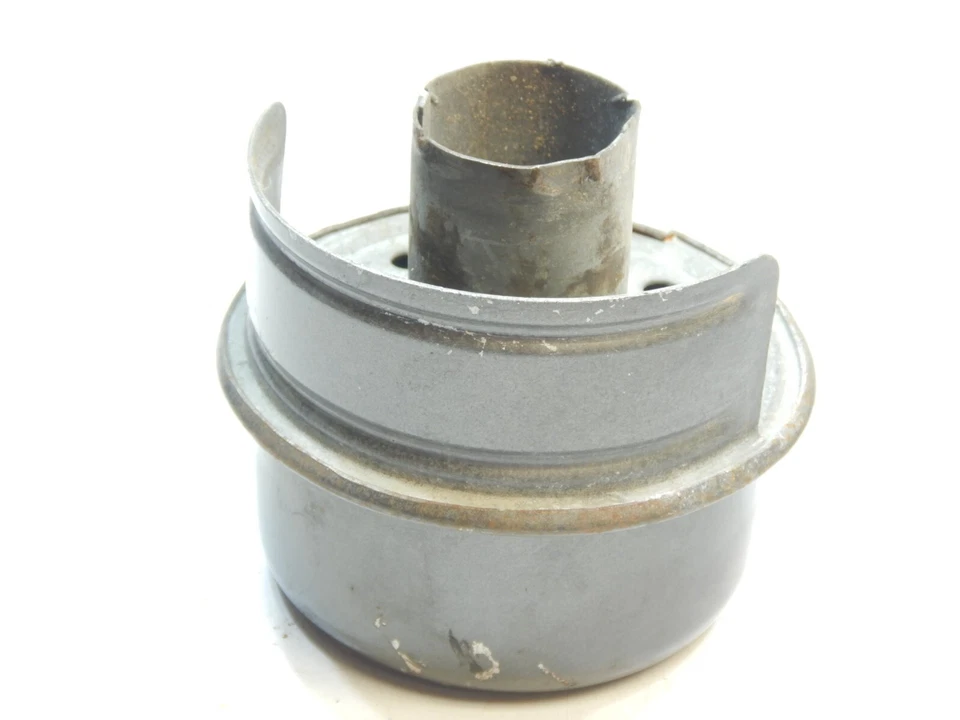 1946-1951 Kaiser Frazer Manhattan 226 Oil filler breather cap - Image 4 of 4