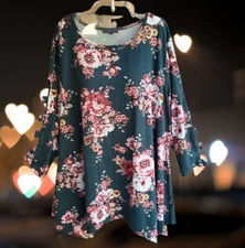 Signature Studio Women's Top Blouse Tunic Long Open Sleeves Green Floral Size 2X