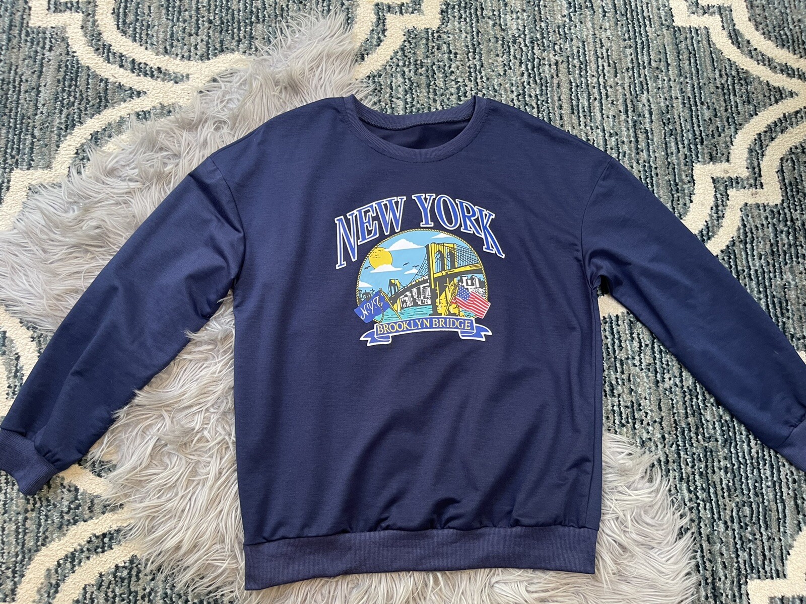 Blue Sweatshirt Pullover Crewneck Size 