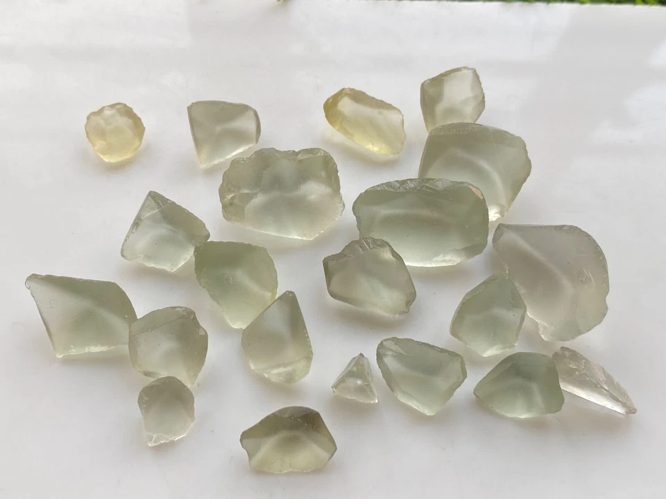 Facet Grade Clean Natural Green Amethyst Rough Gemstone 15 Grams 9 stones - Image 2 of 4