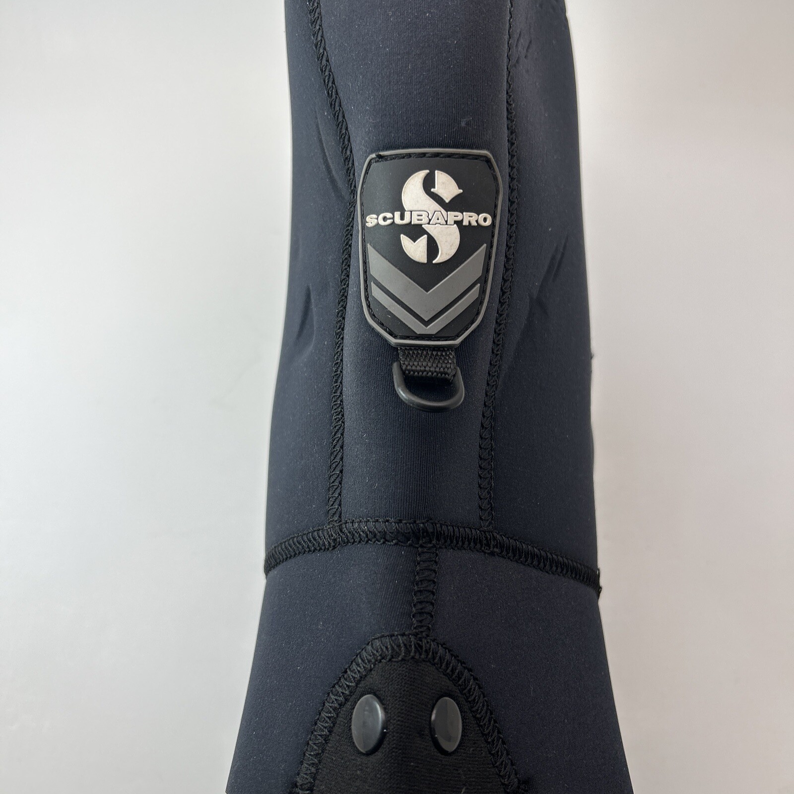 ScubaPro Women's medium Hood w/Hook 5/6mm nobib drysuit. eBay