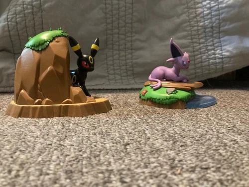Pokemon Funko an Afternoon with Eevee & Friends! Umbreon & Espeon Figurine