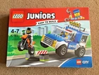 LEGO - JUNIORS - ( SET 10735 - POLICE TRUCK CHASE ) - NEW - RARE - YEAR 2017