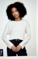 Gap Boxy Cropped Crewbwck T Shirt