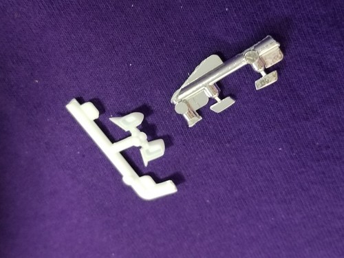 SIDE VIEW MIRRORS from Revell 90 Ford Mustang 5.0L 1:25 Model Kit 1990 - Picture 5 of 8