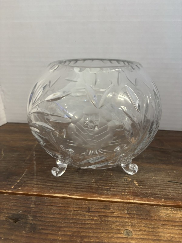Vintage Cut Crystal Footed Rose Bowl – Pineapple & Starburst