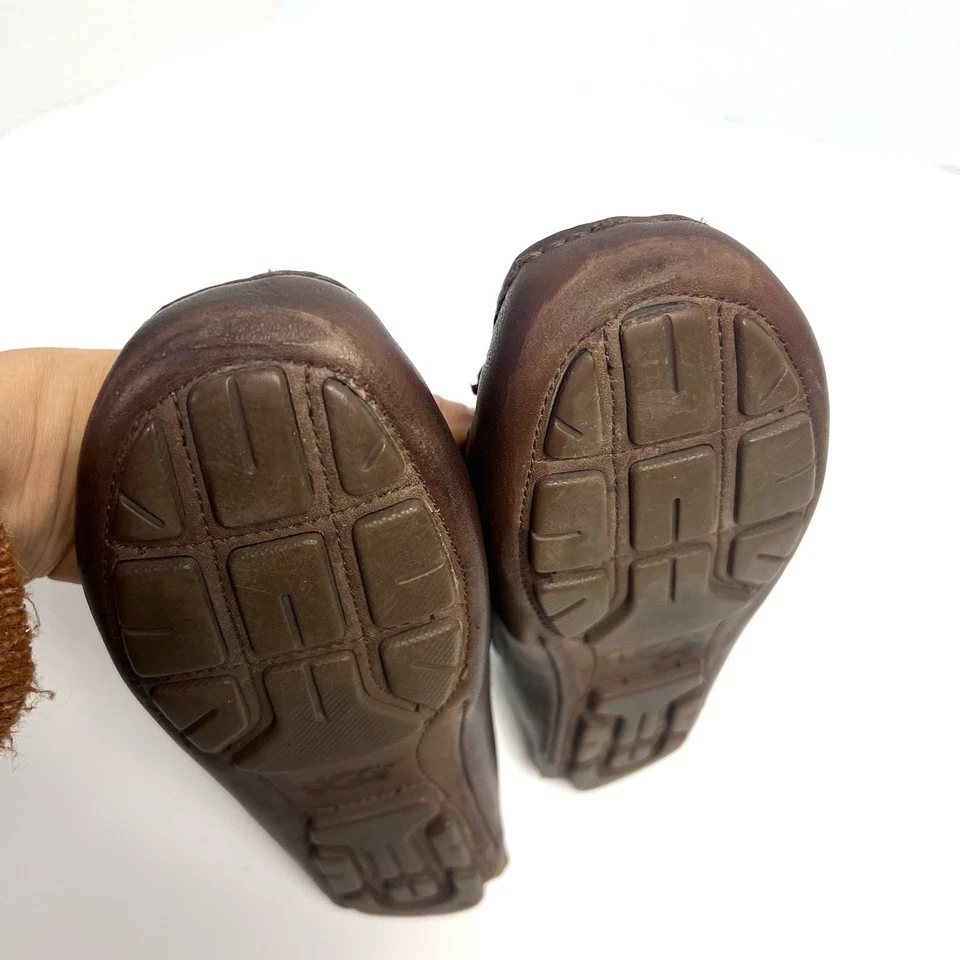 UGG Meena Moccasin Sherpa Lined Driving Shoes Slippers Women Sz 6 Brown Leather - Image 4 of 4