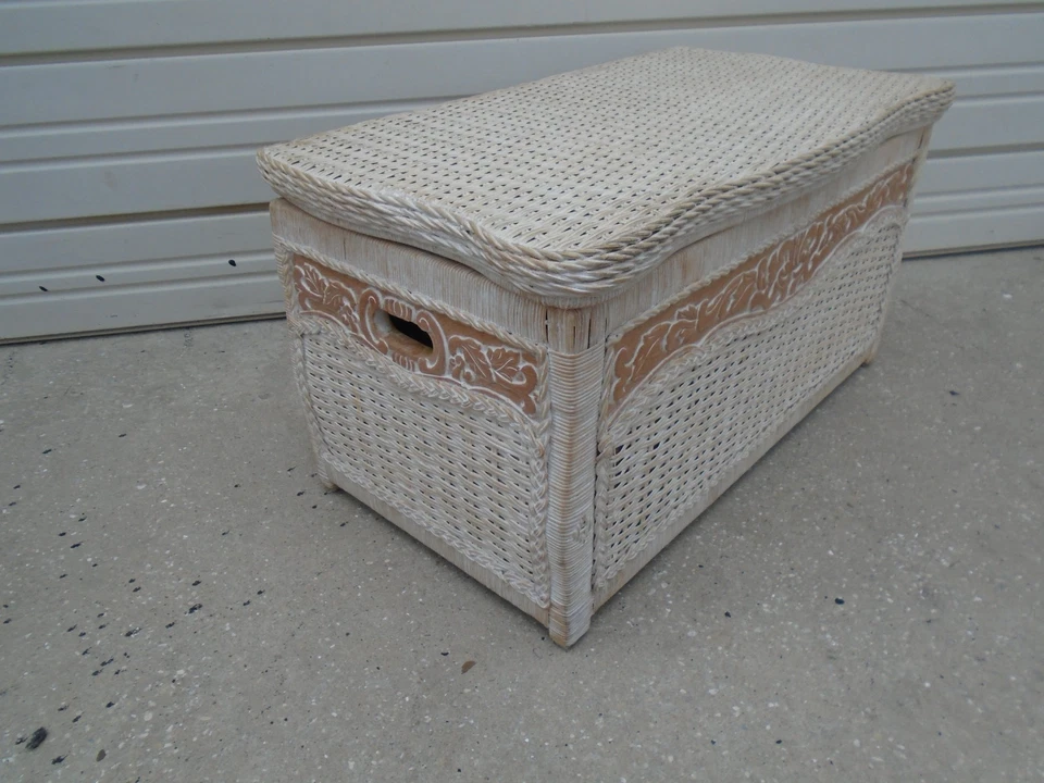 Baúl de mimbre Pier 1 Jamaica caja de ratán lino esperanza juguete cofre cubo tropical boho Foto 4 de 4