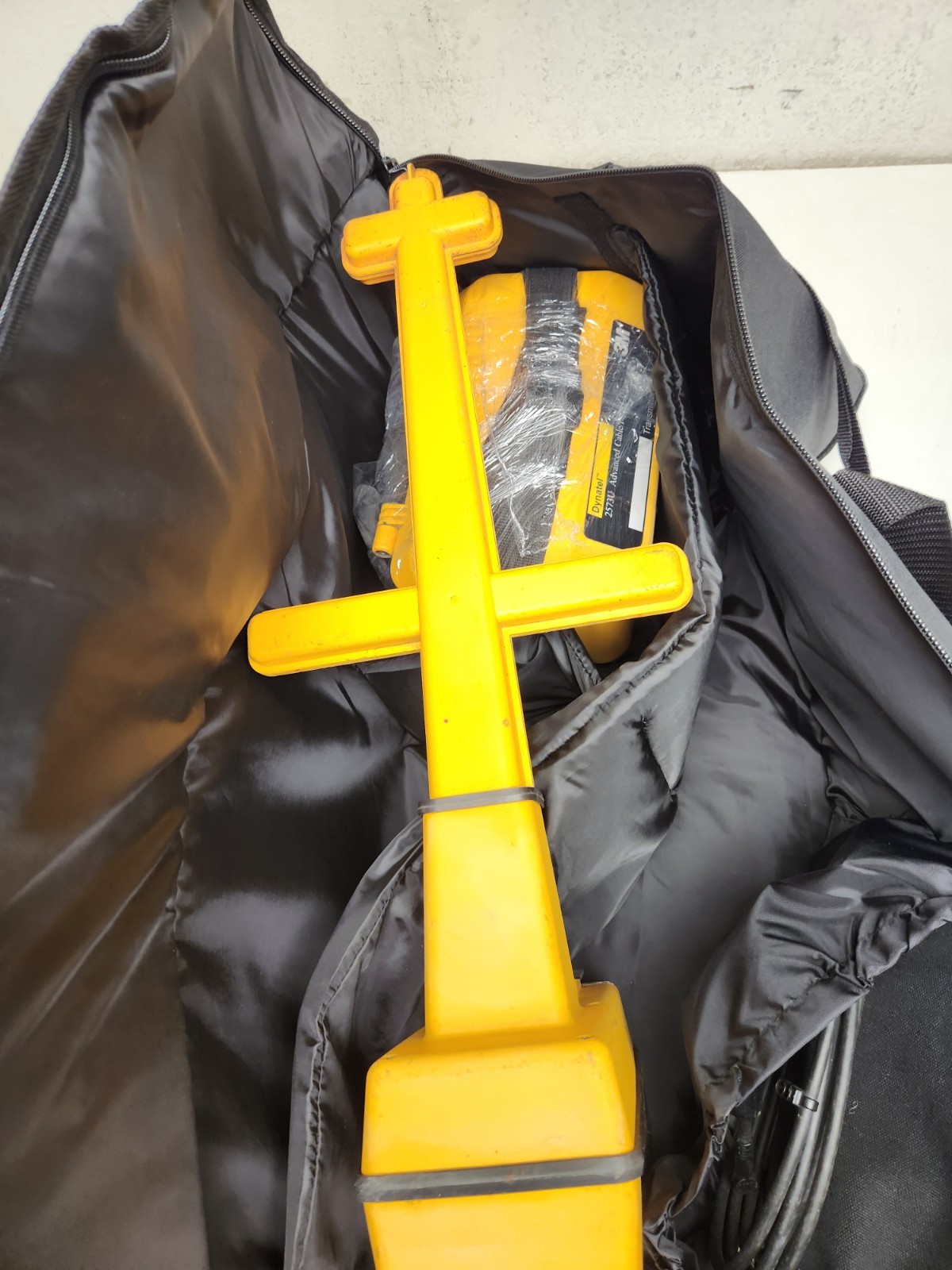 3M DYNATEL 2573 ID 12 watt CABLE PIPE LOCATOR Subsite Vivax  2550 2250 2273 #14