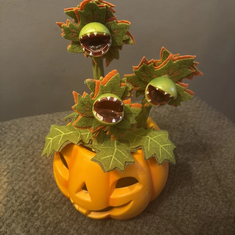 Halloween Decorative Pumpkin Animated Dancing & Singing Vines Hyde & EEK! Gemmy - Image 2 of 4