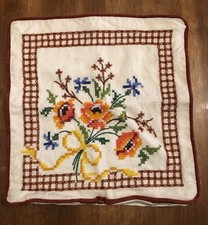 VTG Hand-Embroidered Pillow Case Bouquet W/Brown Checkered Boarder 13x14 Read 