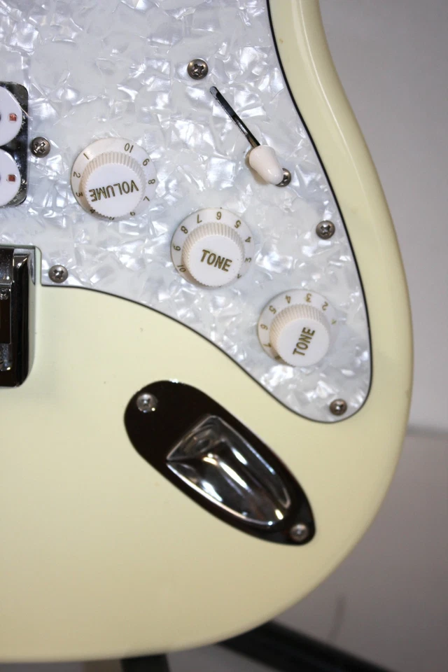 Fretlight 500 Series Electric Guitar With Power Cable - Image 4 of 4