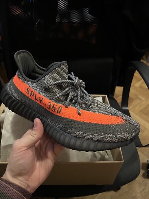 yeezy boost 350 v2 Carbon Beluga 45 1/3