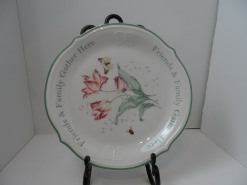 LENOX Butterfly Meadow Sentiment Dessert Platter "FRIENDS & FAMILY GATHER HERE" - Picture 3 of 5