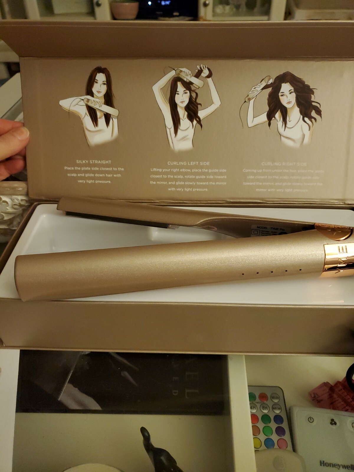 TYME Pro 2in1 Hair Curler and Straightener Never Used! 859740006335