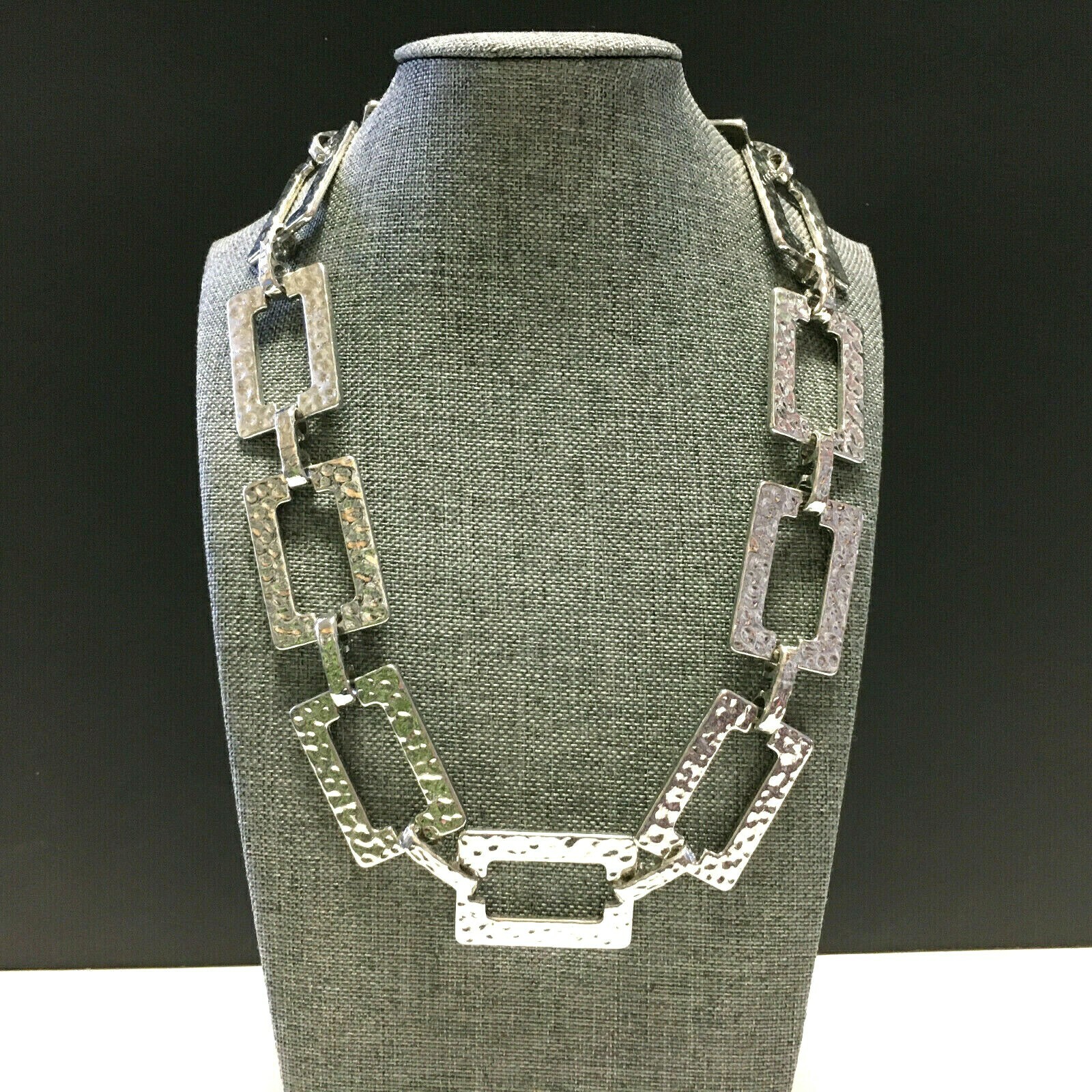 ANN TAYLOR Rectangle Chain Link Statement NECKLAC… - image 2