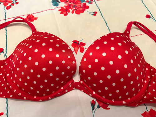 VICTORIA'S SECRET Red White Dot EUC Push Up Bra 38C