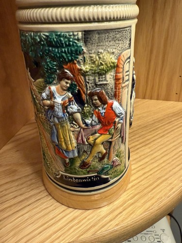 Vintage Authentic Lindenwirtin Lidded Beer Stein Western Germany - Picture 3 of 15