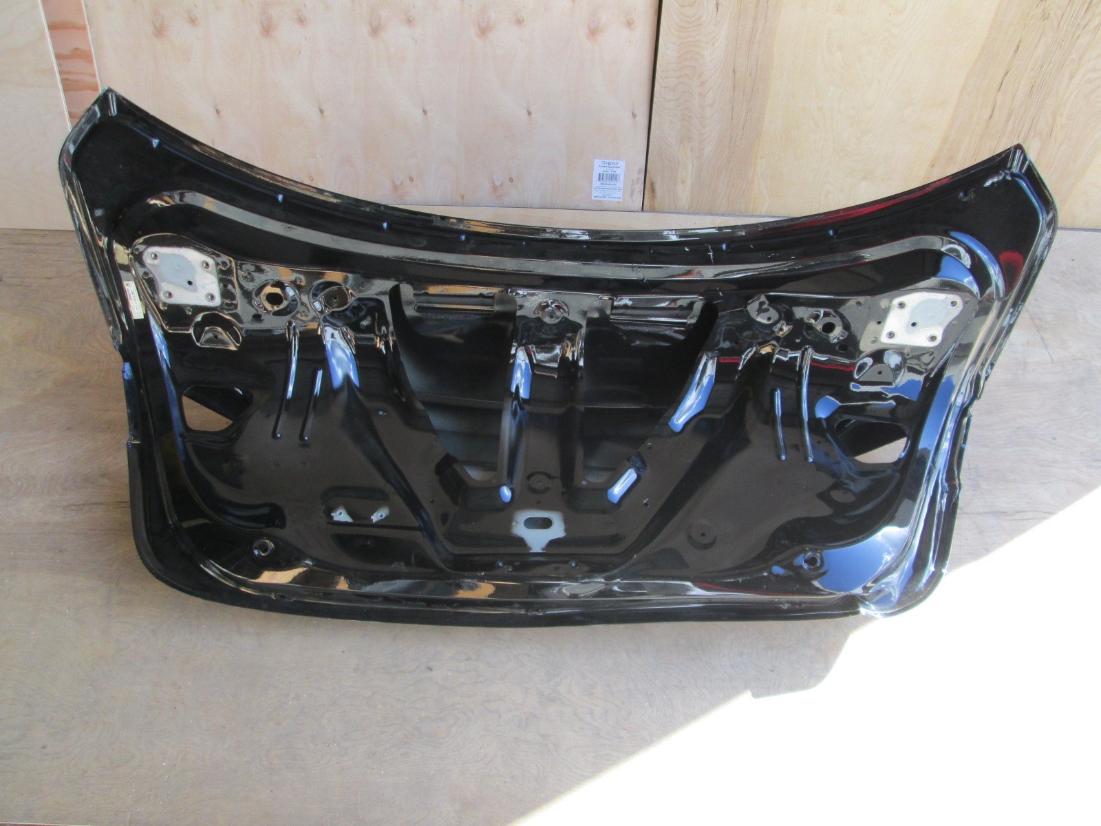 Maserati Ghibli Rear Trunk Lid - USED- damaged -  Part # 673001730