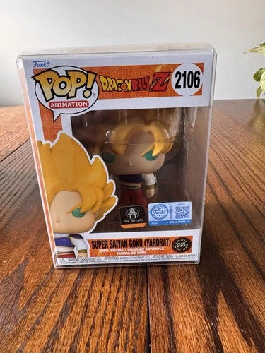Funko Pop! Dragon Ball Z Super Saiyan Goku (Yardrat) Exclusive Glow Chase #2106