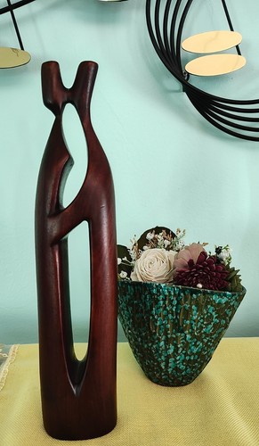 Teak Carved Man & Woman Sculpture Lovers Embraced 13"x3" Mid-Century Signed - Picture 1 of 8