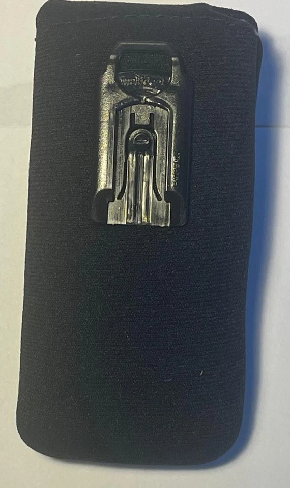 Sportsuit Sleeve Verstaile Case for iPod nano Discreet Protection with Belt Clip - Image 3 of 4