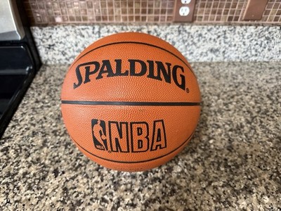 SPALDING NBA Official Game Ball 29.5インチ Spalding NBA Official Genuine Leather Game Ball Men's Basketball