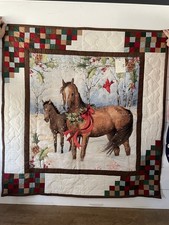 Amish handmade Lap Quilt/Wall Hanging Horse Christmas Snow Quilt 48x49 NEW
