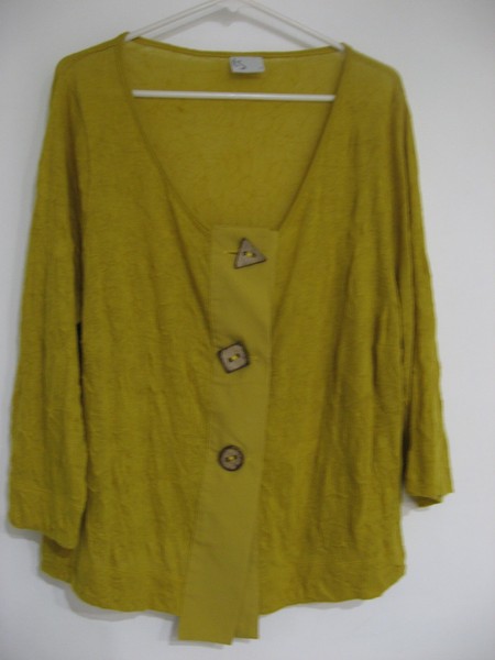 TS TAKING SHAPE MUSTARD 3/4 SLEEVE CRINKLE LOOK CARDIGAN WITH COTTON TRIM SIZE M