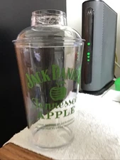 JACK DANIEL'S Tennessee Apple 7 In Plastic  Cocktail Shaker