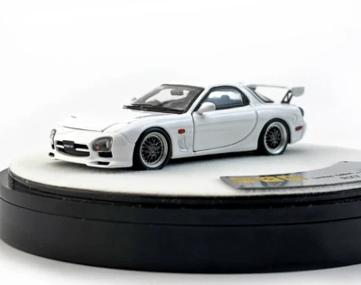 PGM RX7 1/64 白 1/64 PGM Mazda RX-7 RX7 (White) Diecast Car Model - LIVECARMODEL.com