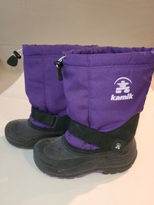 girls snow boots size 4